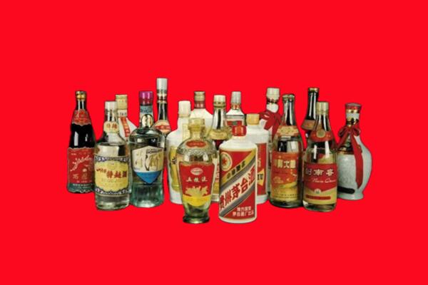 东昌府区回收十八老酒.jpg